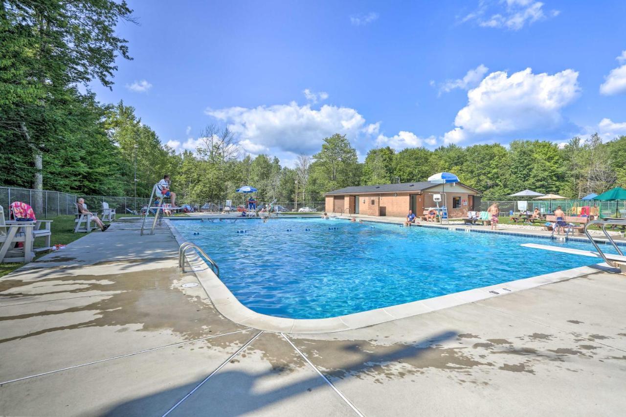 North Arrowhead Lake Cabin With Deck, Pets Welcome! Pocono Lake Buitenkant foto