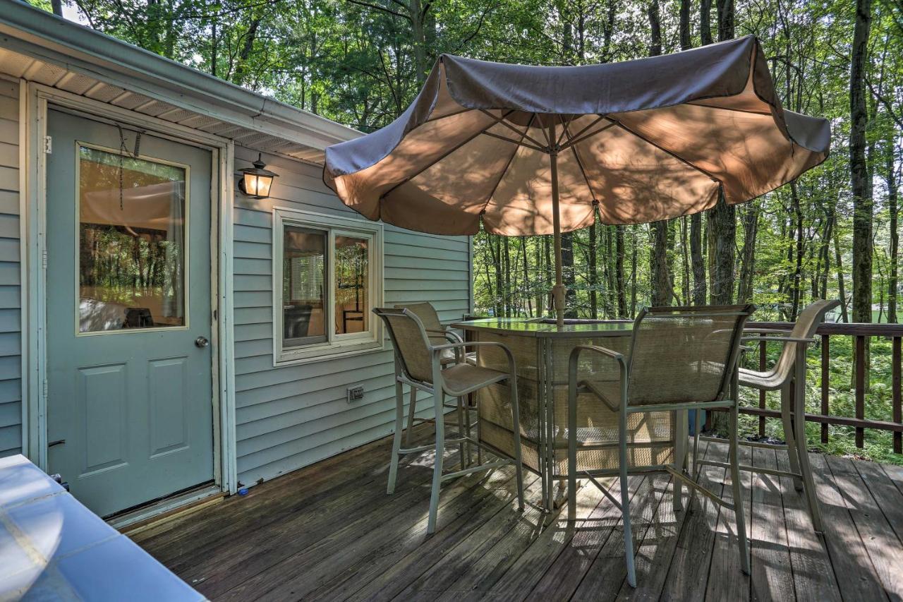 North Arrowhead Lake Cabin With Deck, Pets Welcome! Pocono Lake Buitenkant foto